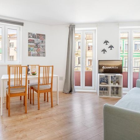 Host Wise - Flat W Free Private Parking - Bright & Cozy Apartman Porto Kültér fotó