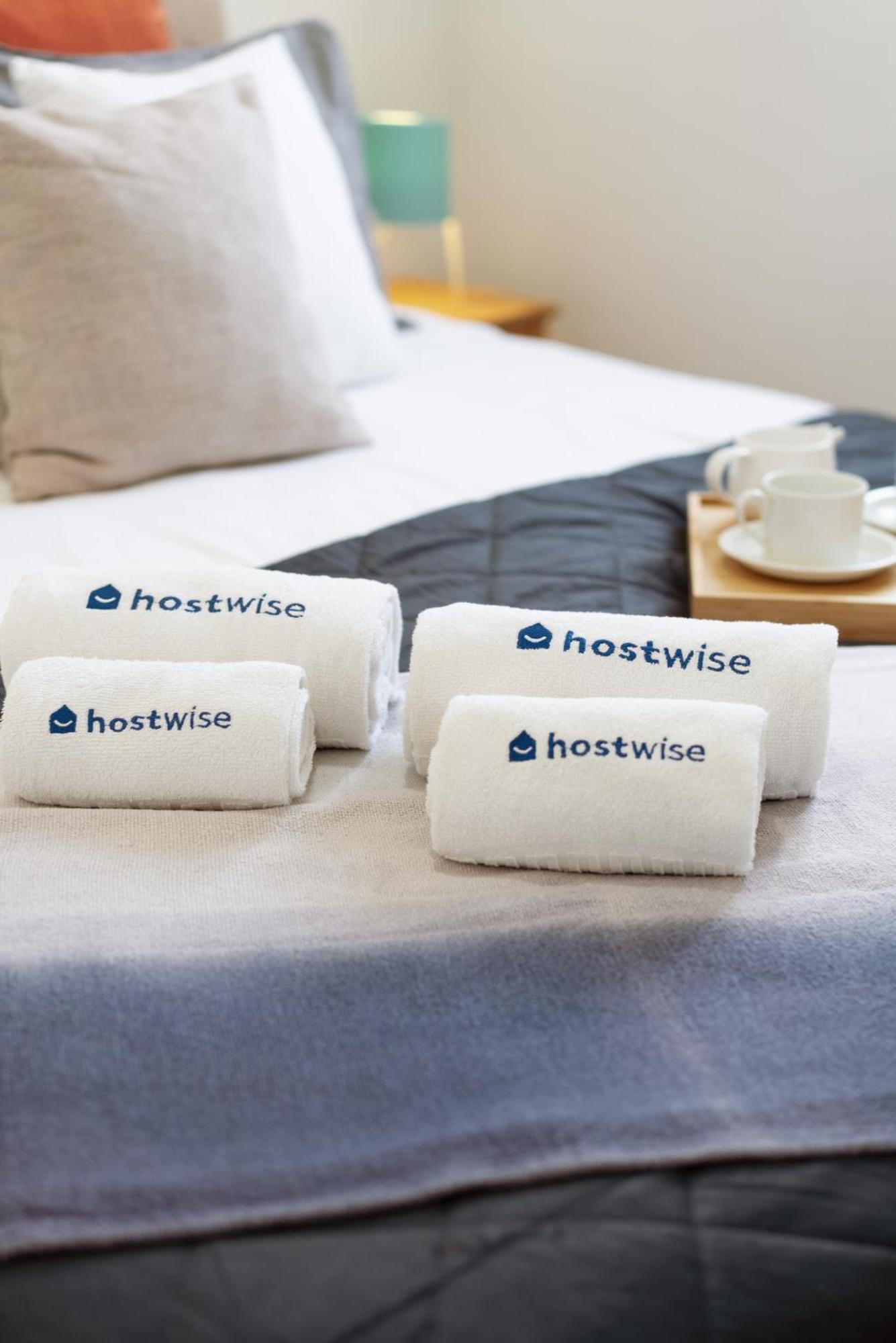 Host Wise - Flat W Free Private Parking - Bright & Cozy Apartman Porto Kültér fotó