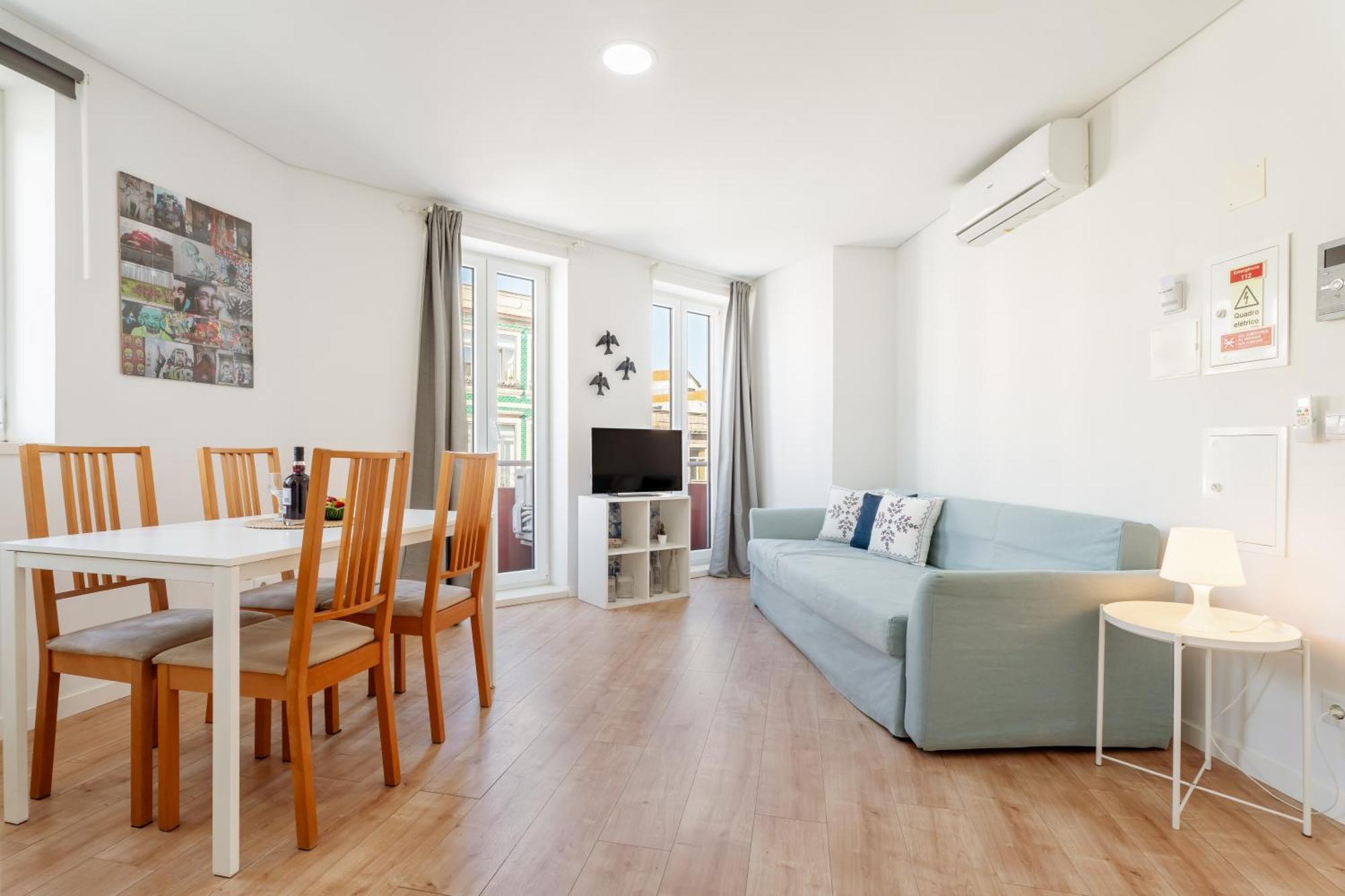 Host Wise - Flat W Free Private Parking - Bright & Cozy Apartman Porto Kültér fotó