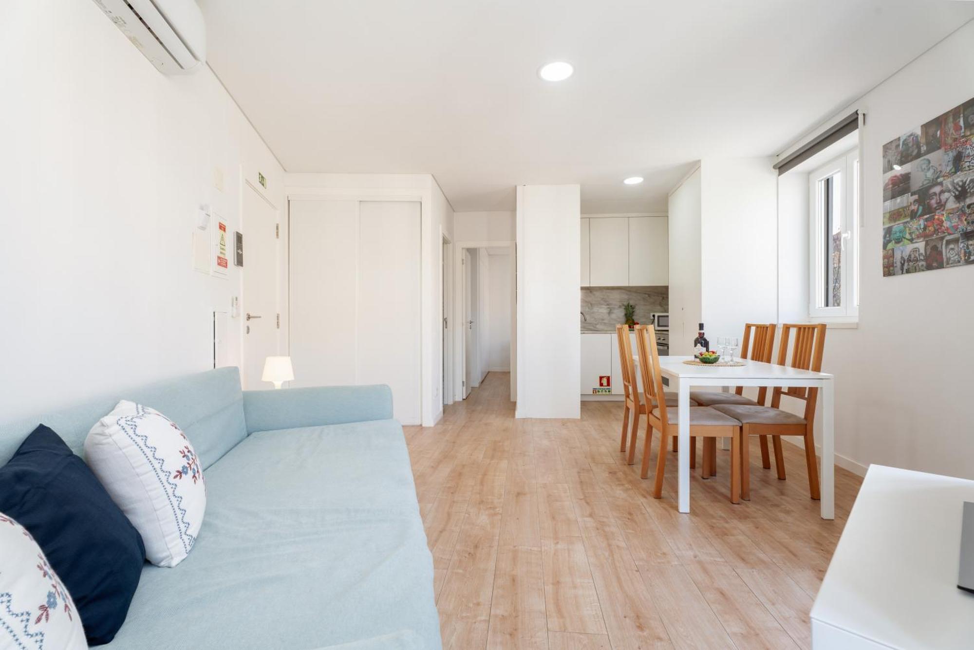 Host Wise - Flat W Free Private Parking - Bright & Cozy Apartman Porto Kültér fotó