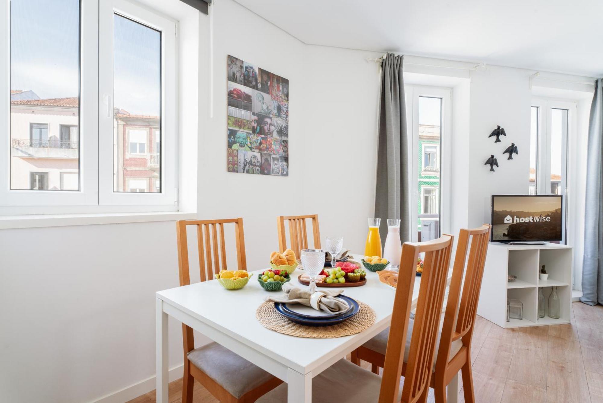 Host Wise - Flat W Free Private Parking - Bright & Cozy Apartman Porto Kültér fotó