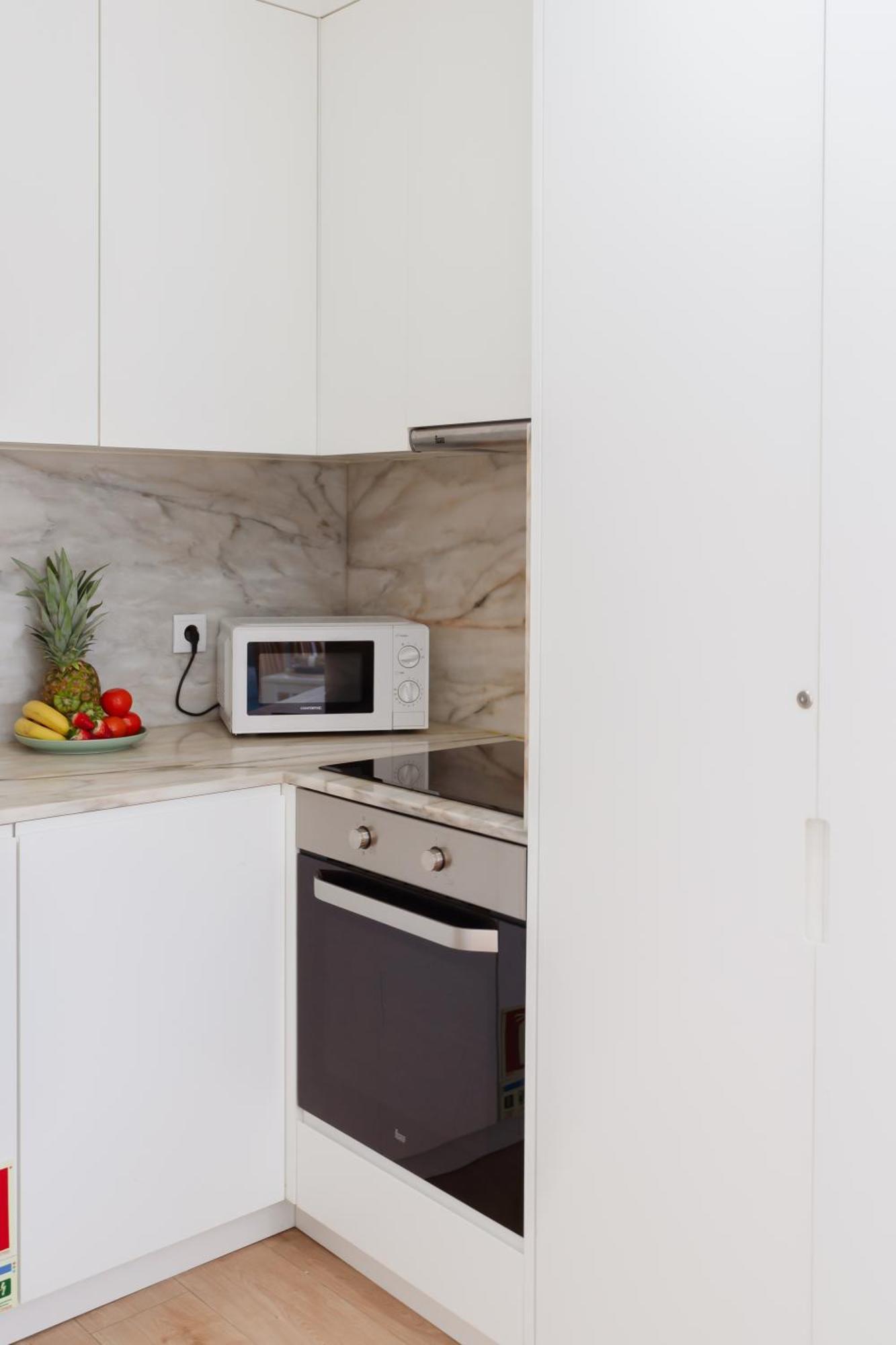 Host Wise - Flat W Free Private Parking - Bright & Cozy Apartman Porto Kültér fotó