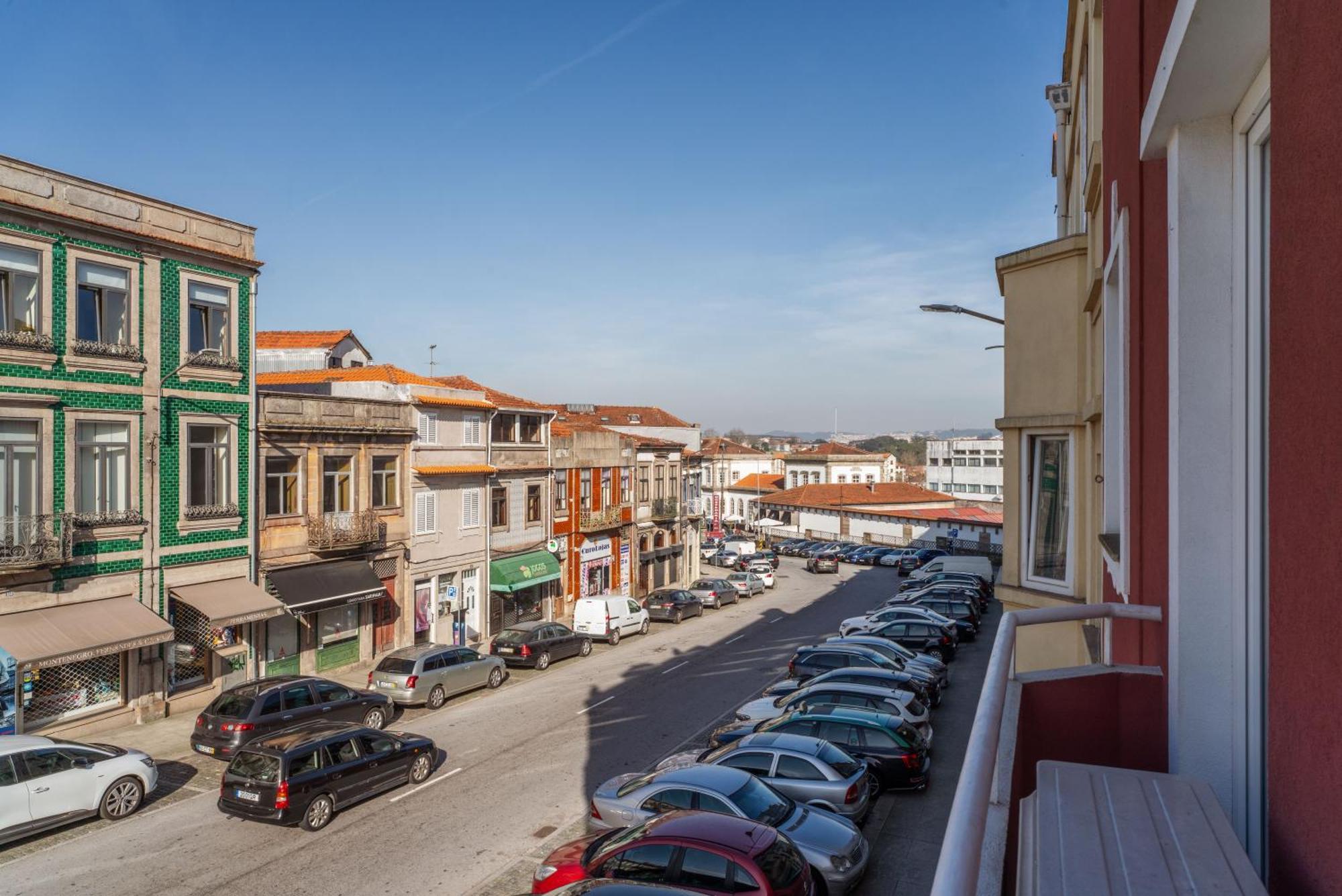 Host Wise - Flat W Free Private Parking - Bright & Cozy Apartman Porto Kültér fotó