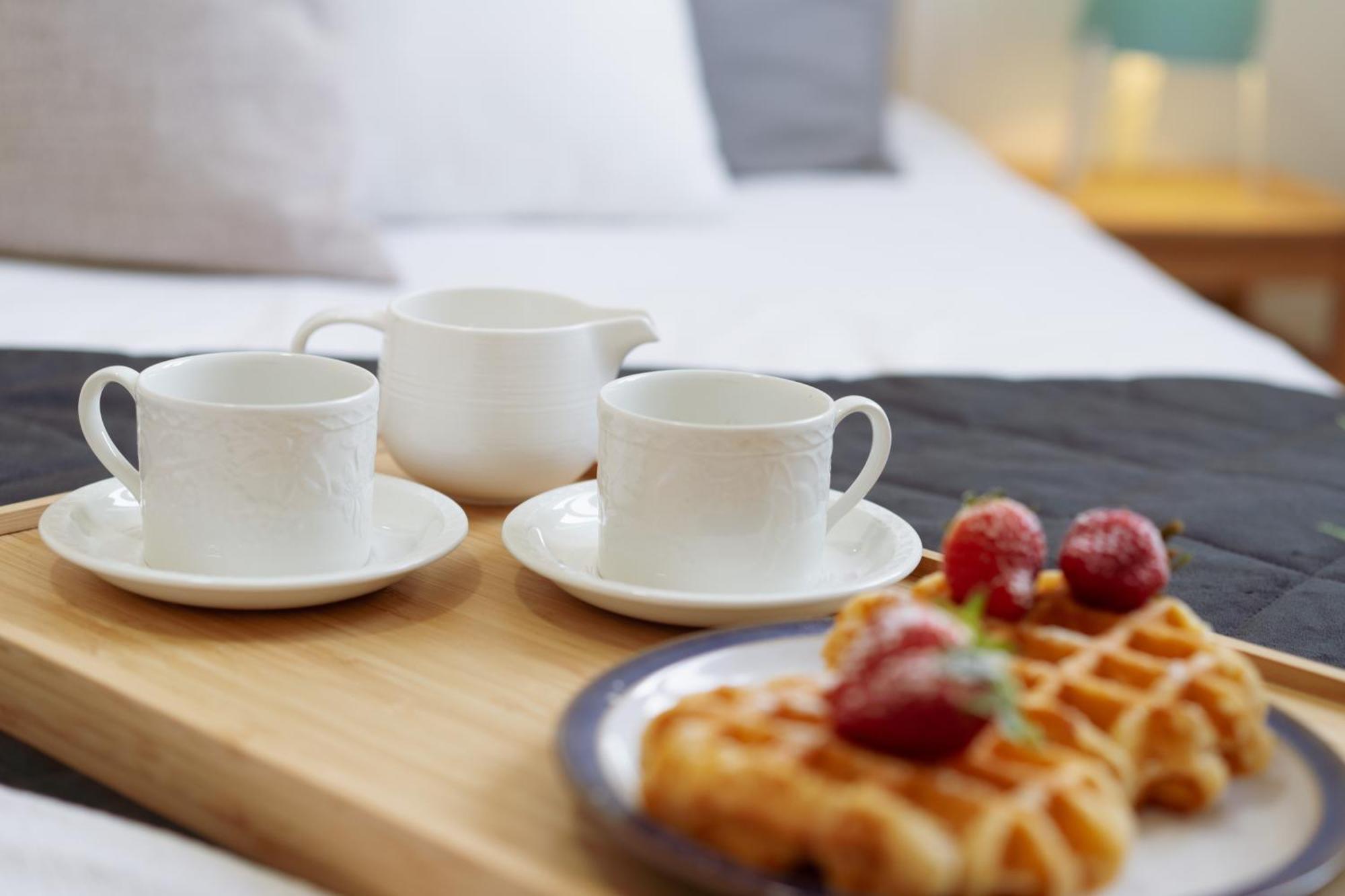 Host Wise - Flat W Free Private Parking - Bright & Cozy Apartman Porto Kültér fotó